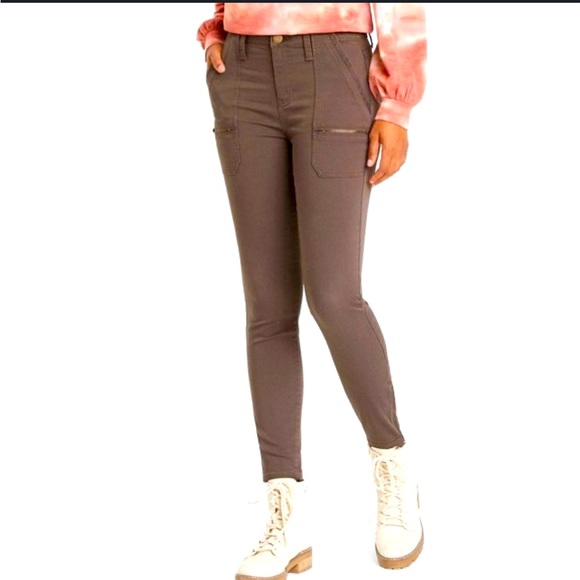 STS Blue pants in olive - Picture 1 of 3